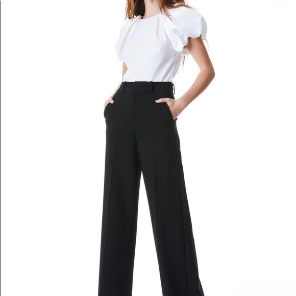 CICI BUBBLE SLEEVE TOP - Picture 3 of 11